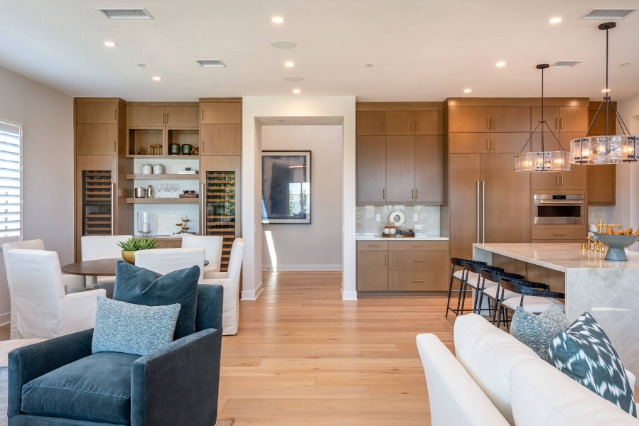 Res 2 - Great Room to Dining