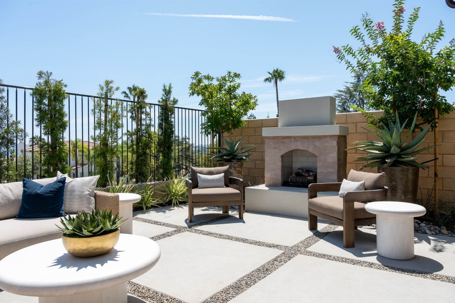 Res 2 - Outdoor Living Room